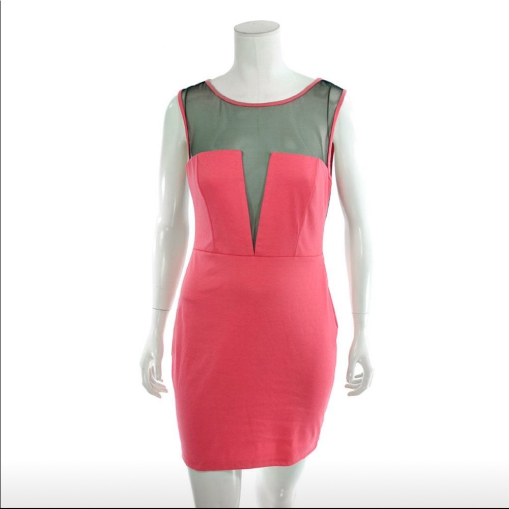 Pretty mesh plunge neckline bodycon dress - Picture 2 of 5